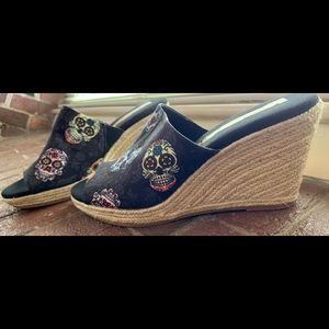 Loudmouth Sugar Skull MarleneWomen’s Wedge Size 9